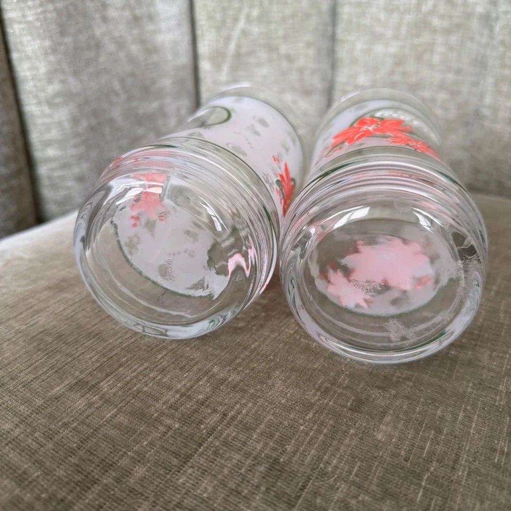 Vintage‎ Coca-Cola Christmas Poinsettia Glass Tumblers Set of 2 Red Green 6 Inch